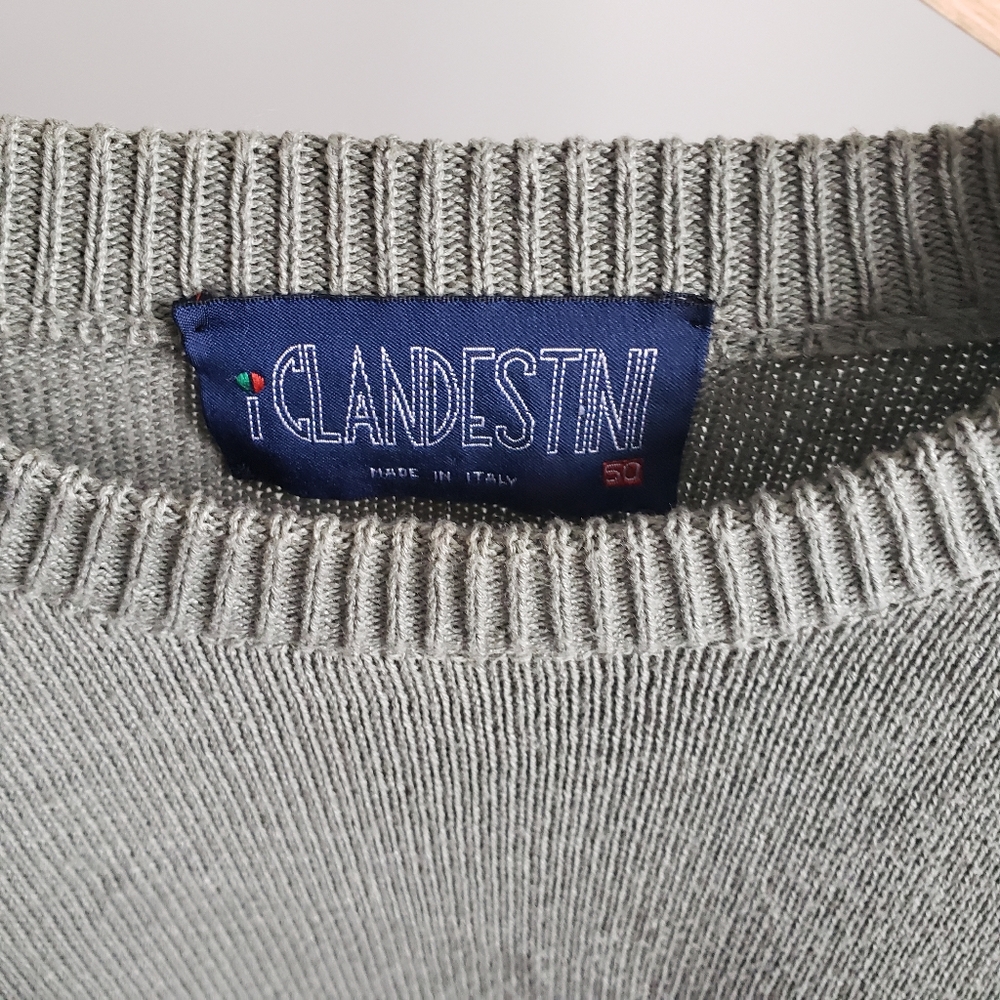 VINTAGE Design Sweater - Picture 2 of 6
